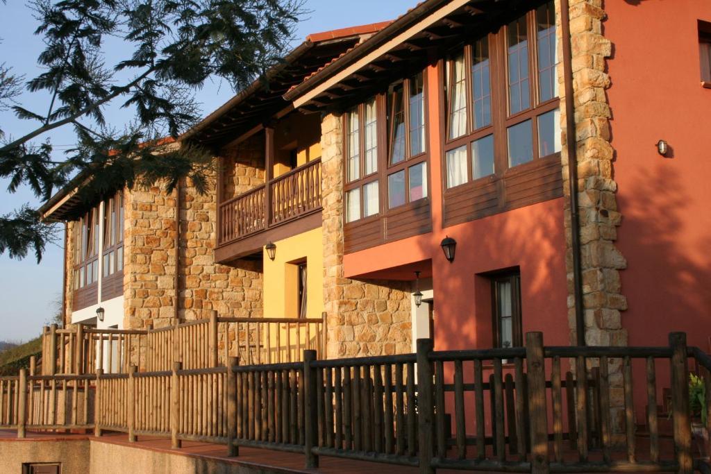 Apartamentos Rurales Obaya Villaviciosa  Buitenkant foto